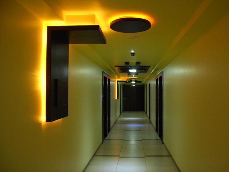 Oyo 4161 Hotel Shailly Inn Ahmedabad Buitenkant foto
