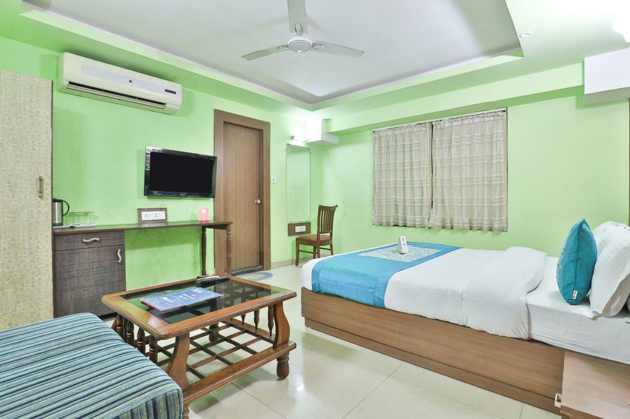 Oyo 4161 Hotel Shailly Inn Ahmedabad Buitenkant foto